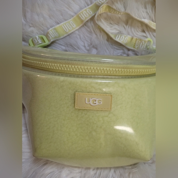 UGG Women's Shearling Belt Bag - Yellow - Picture 3 of 9